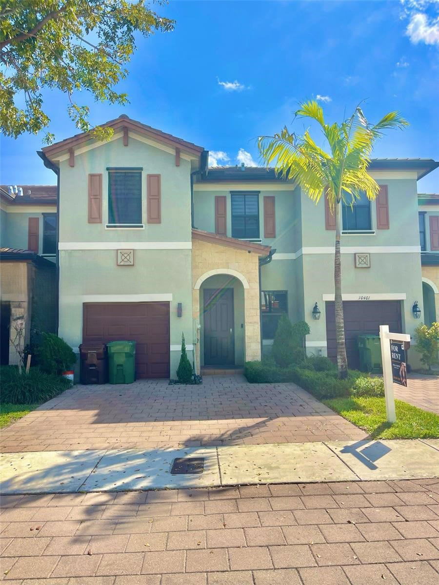 10409 West 32nd Lane