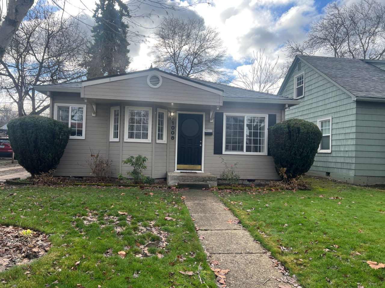 Affordable, Adorable Medford Home!!