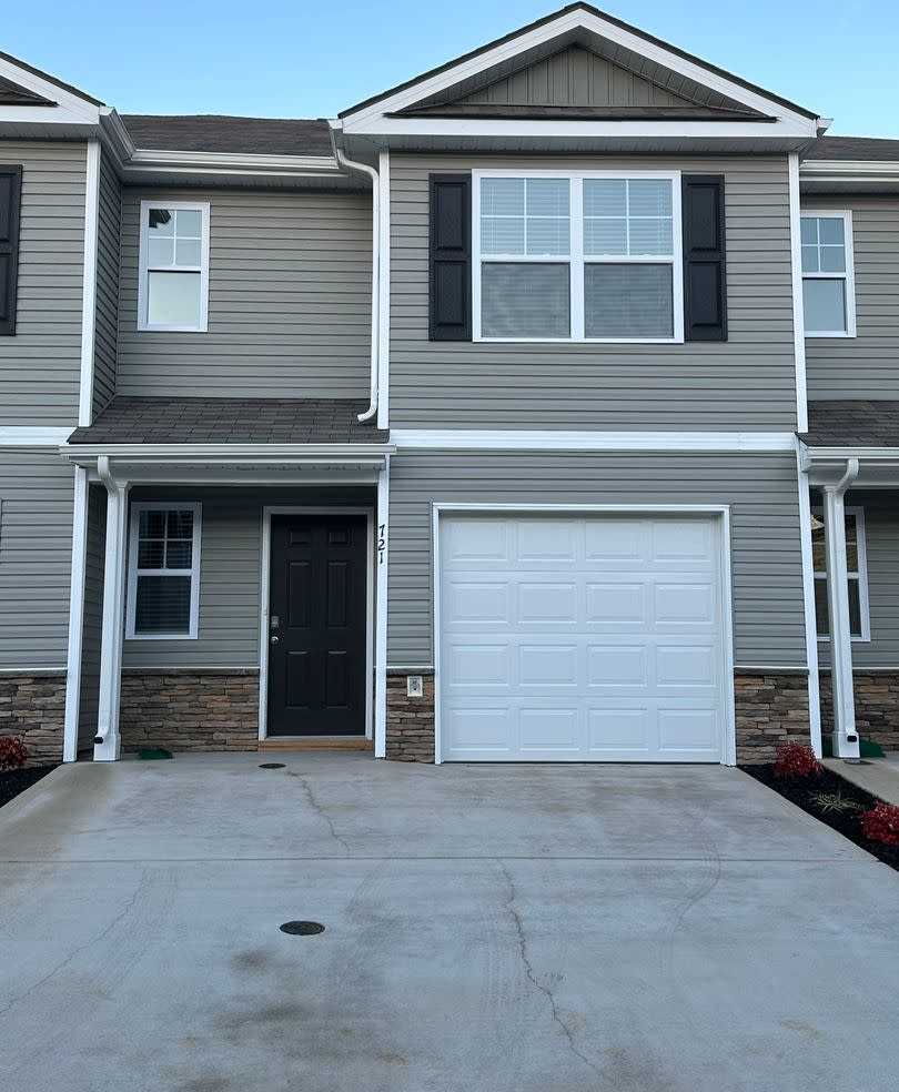 3 Bedroom / 2.5 Bath Townhome Kingsport, TN