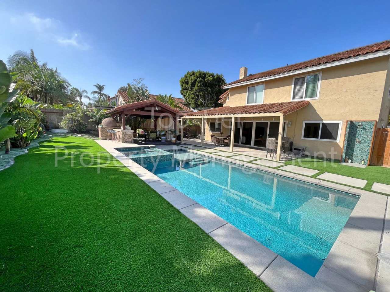 Stunning 4BR Home with Pool, Spa  Outdoor Kitchen – Prime Encinitas Location - Available August 1st!