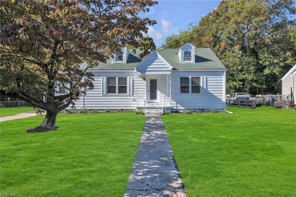 1345 E Norcova Drive