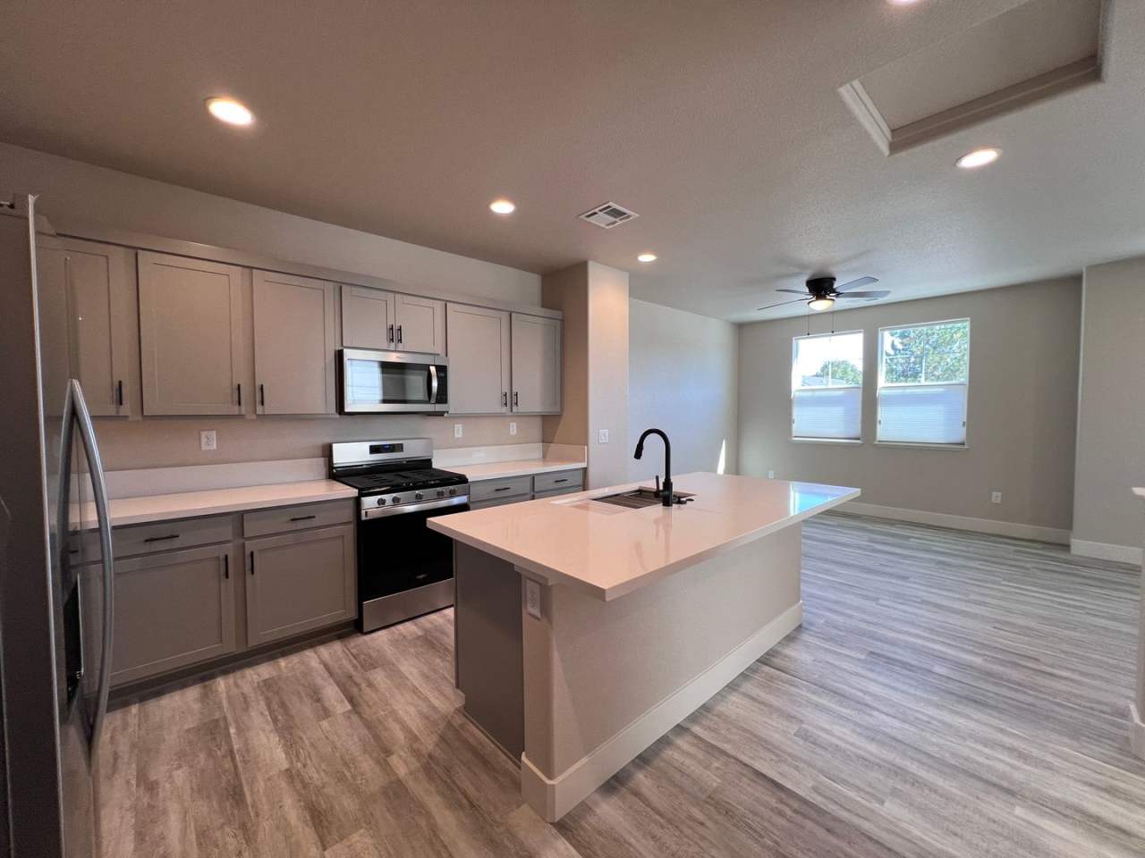 Charming  NEW! 2/2/2 Townhome in Gardnerville