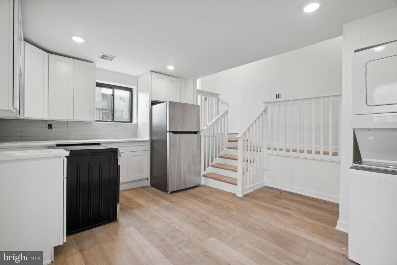 1873 FRANKFORD AVENUE unit: 3F