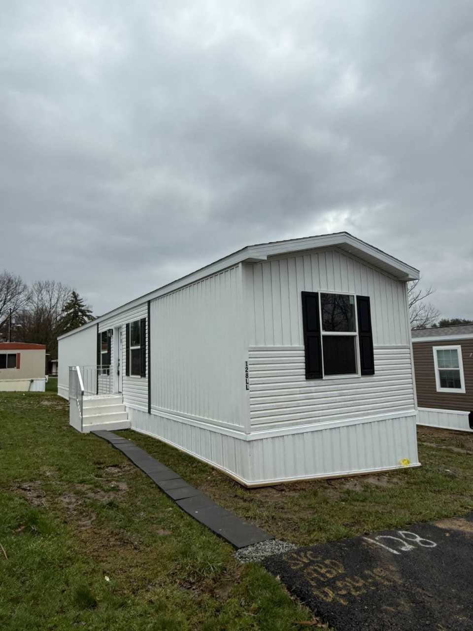 128 Lillian Lane