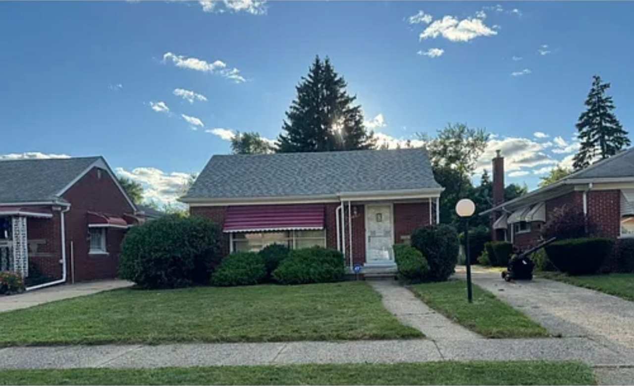 3 bedroom brick ranch