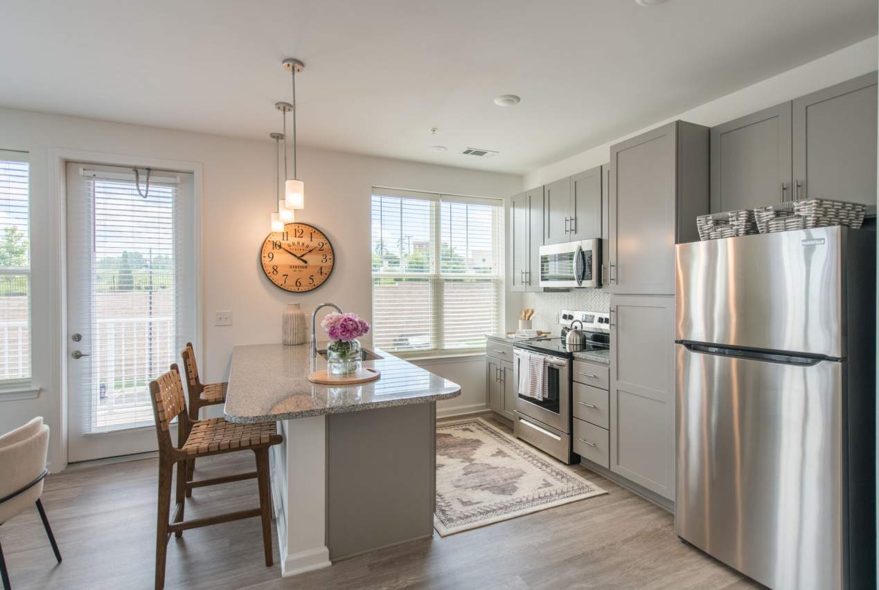 Commonwealth apartments