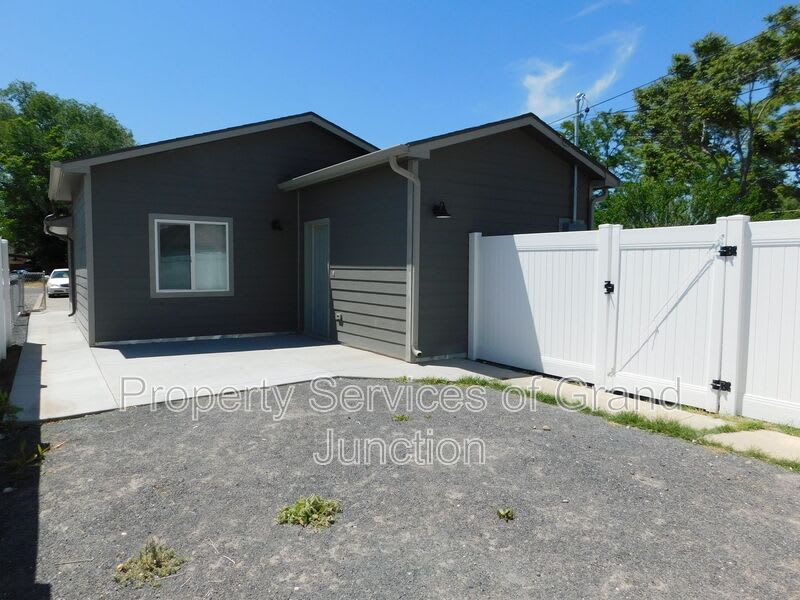 1402 North 16th Street