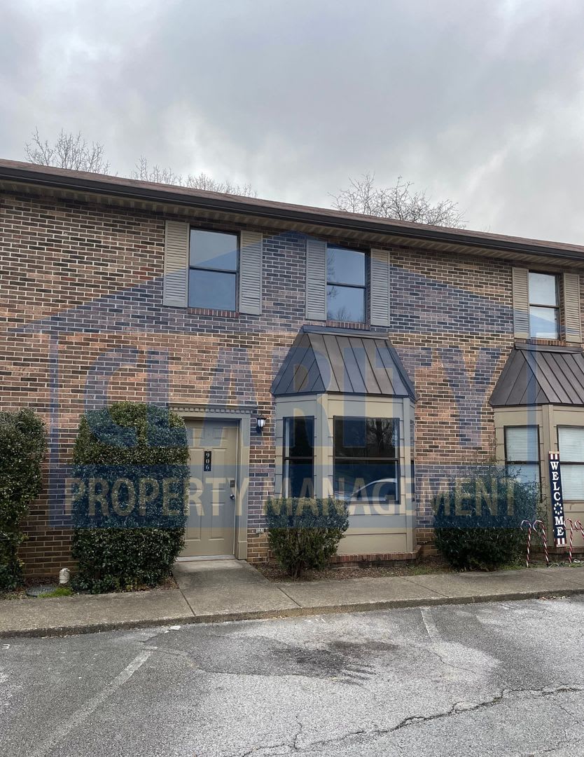 Excellent CLEVELAND NW location!