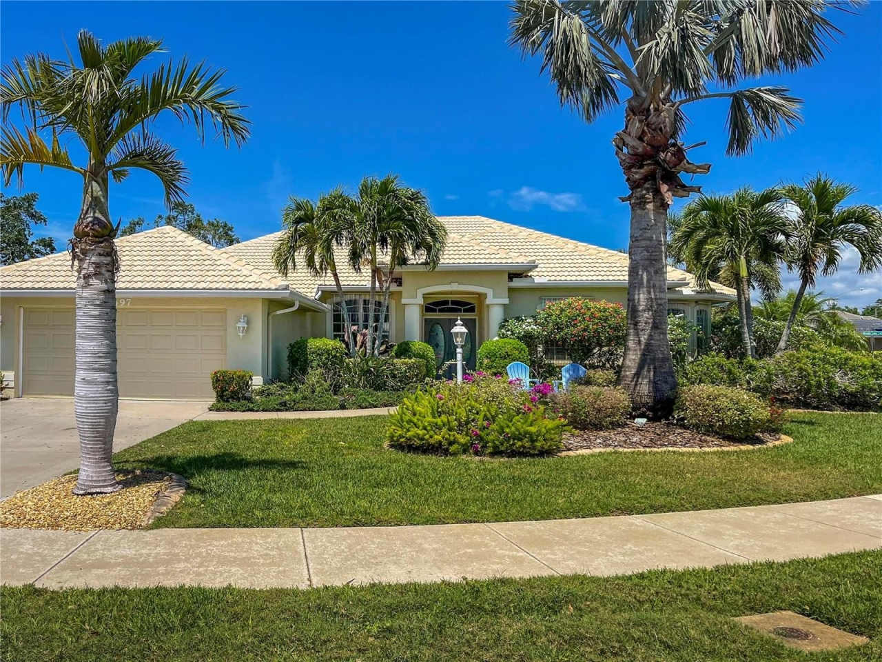 4497 GOLDEN LAKE DRIVE