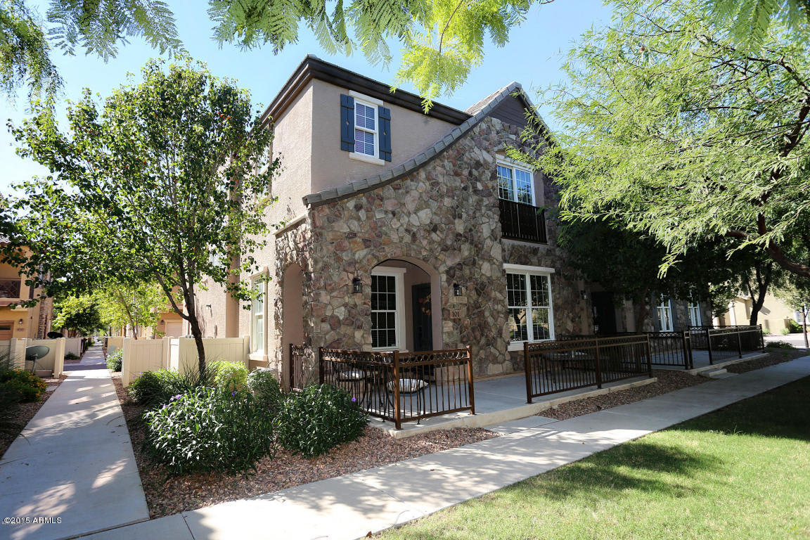 4748 E Waterman St Unit 101