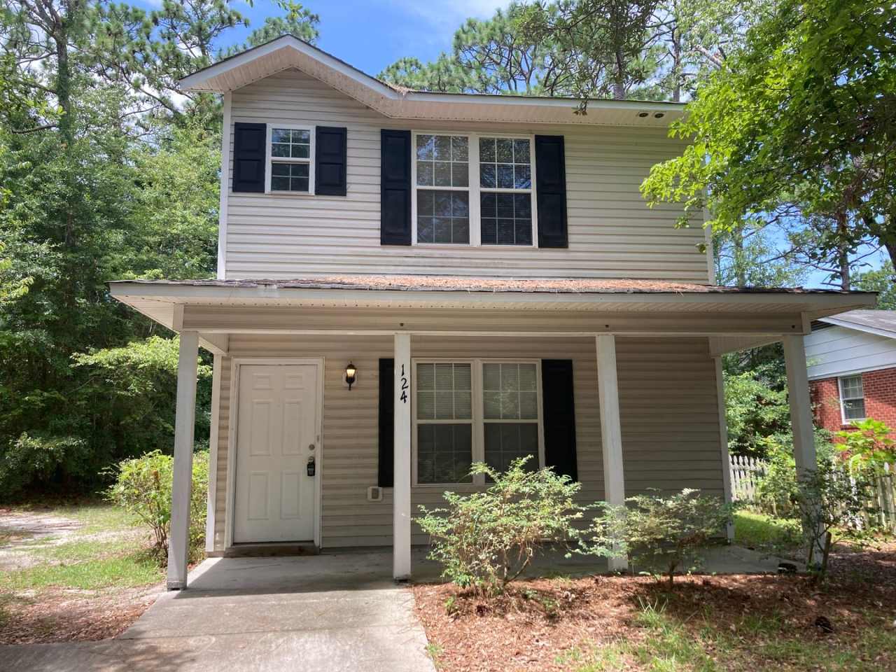 3 Bedroom 2 Bath House on Hillsdale Drive