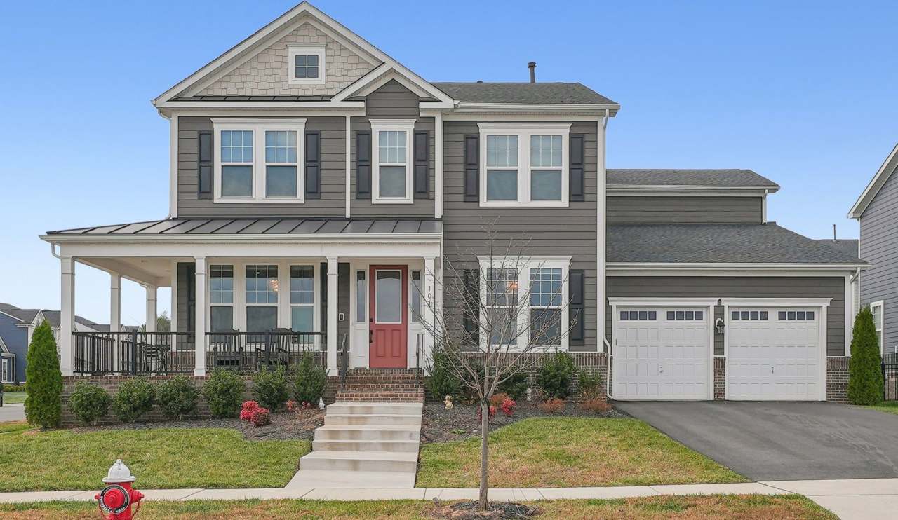 Welcome to 101 Milvian Way SE, an elegant, light-filled home in one of Leesburg’s most desirable communities.