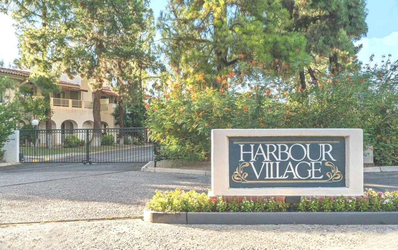 Harbour Village At Tempe Lakes