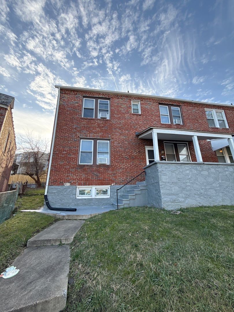 Beautiful Three - Bedroom Home In Baltimore