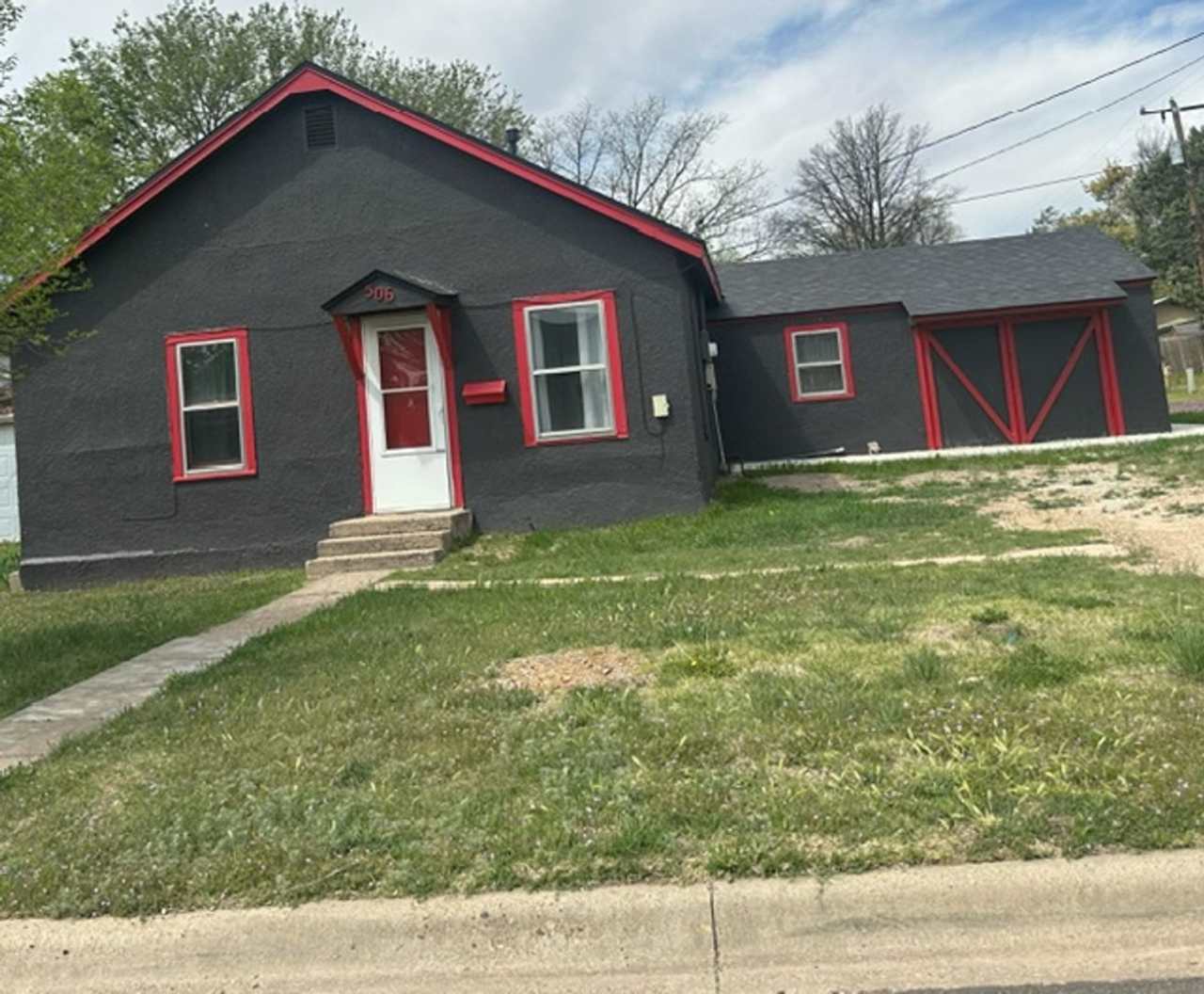 3 Bedroom 1 Bath home close to WT University in Canyon