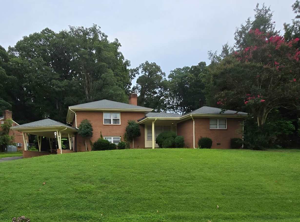 For Rent – Spacious 4BR Mid-Century Modern in Chamberlayne Farms | $2,500.00/mo.