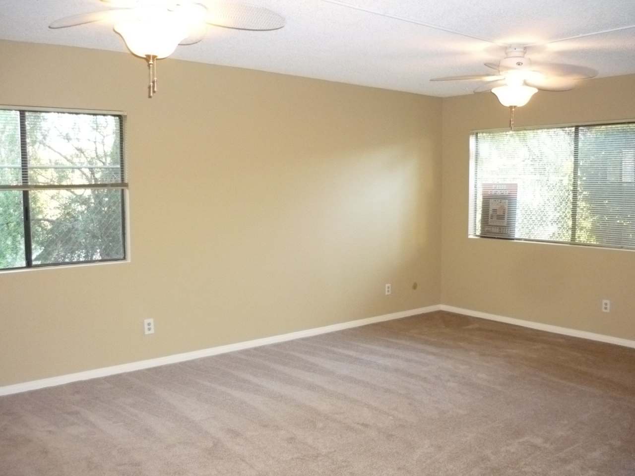 Secluded Corner Unit Condo!