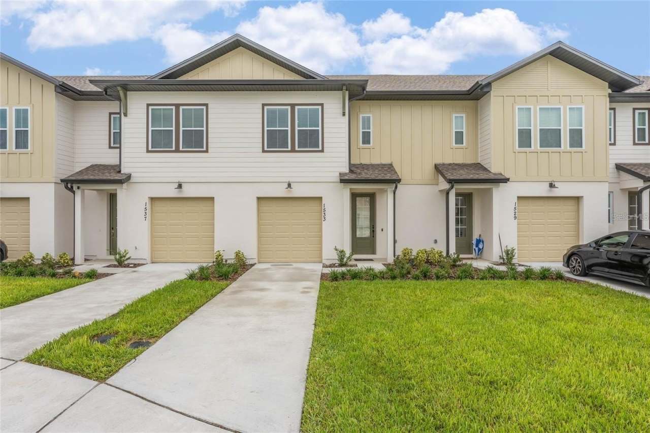 1533 DISCOVERY STREET