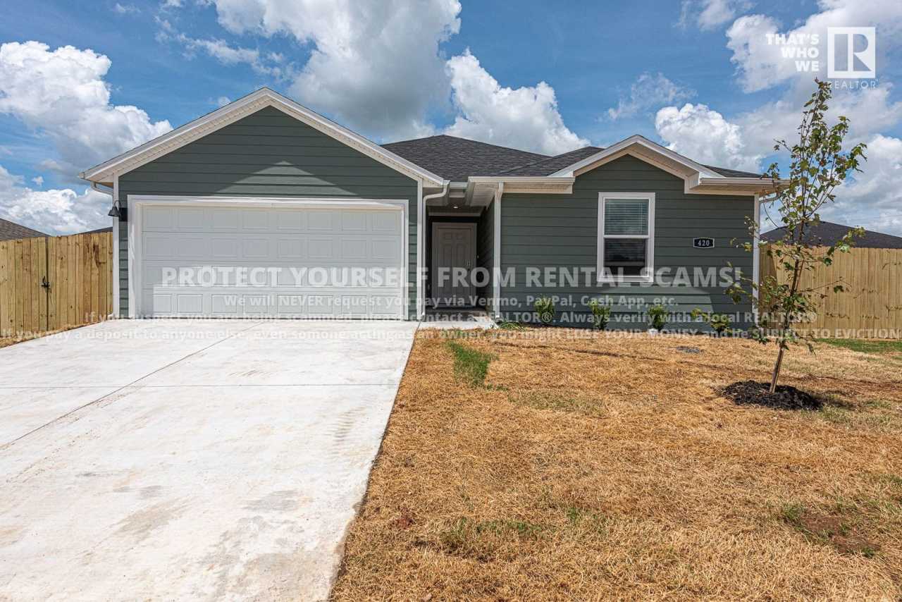 420 Raegan Street, Prairie Grove, AR 72753