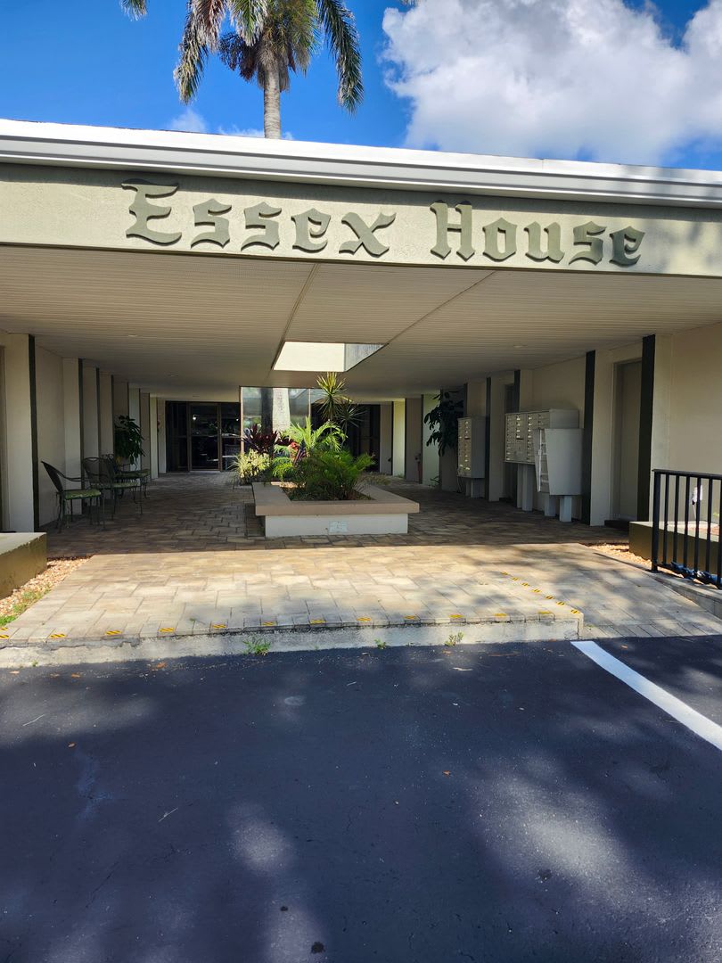 Essex House Condominium available for Annual Rent! $1200 monthly rate!