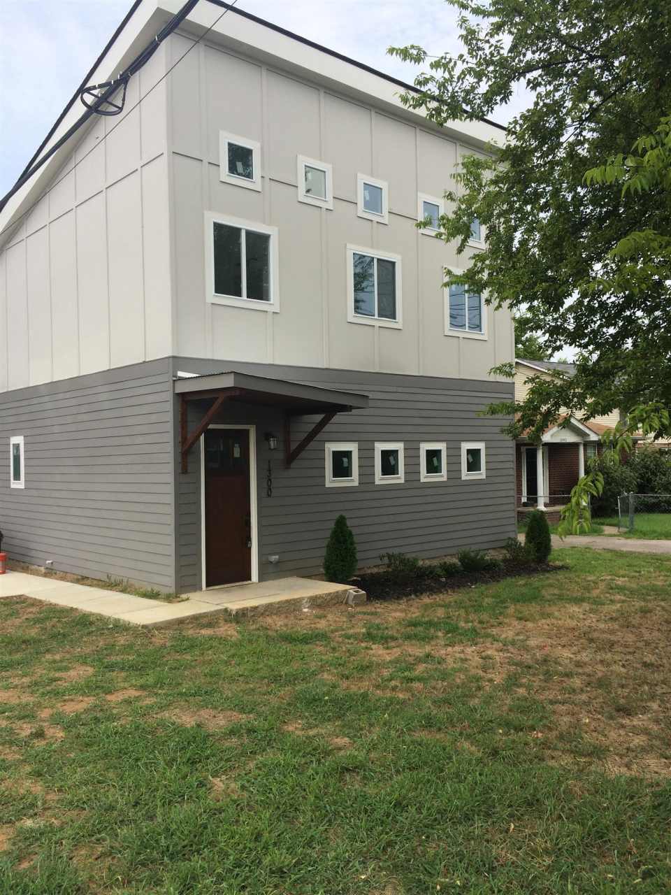 1300 Brick Church Pike