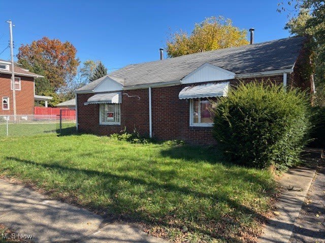 1368 Cherry Avenue NE