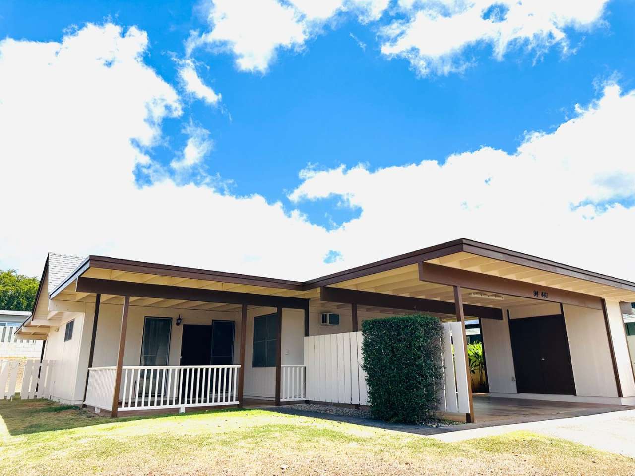 3 Bedroom, 2 Bathroom with Carport (Mililani)