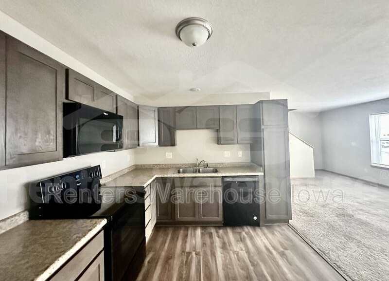 1166 SE Village View Ln