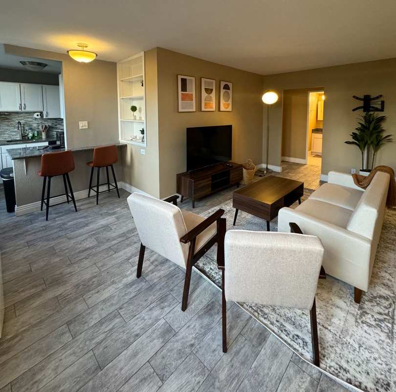 Furnished 1 bedroom 1 bathroom apartment