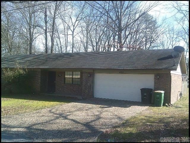 400 Maxine Avenue
