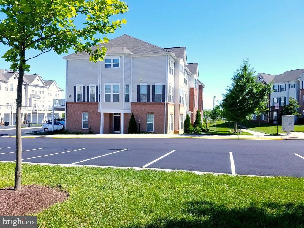 22654 VIENNA GREEN TERRACE