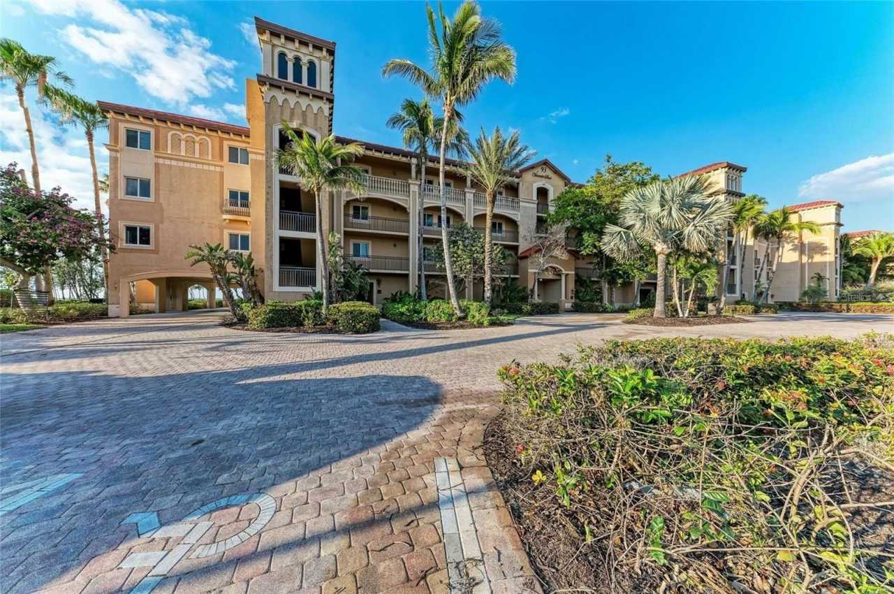 91 VIVANTE BOULEVARD 302