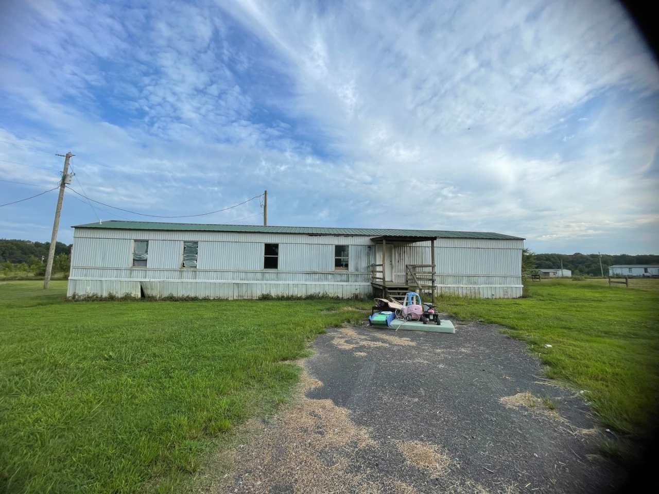 3 BR 2 Bath 1,280 sq ft singlewide mobile home on 1.16 acres in Ward, AR