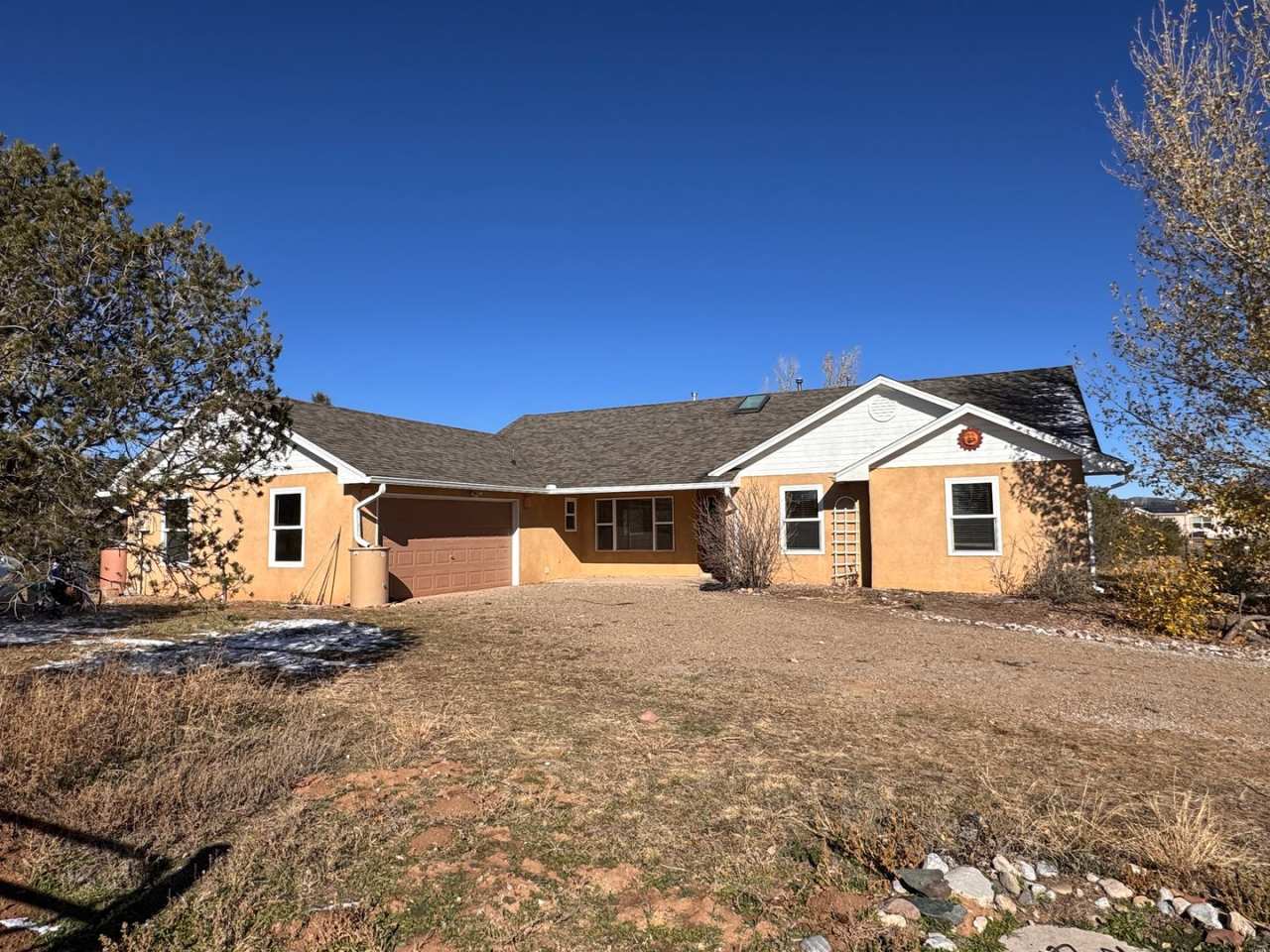 3 Bedroom, 2 Bathroom Home in Tijeras, NM