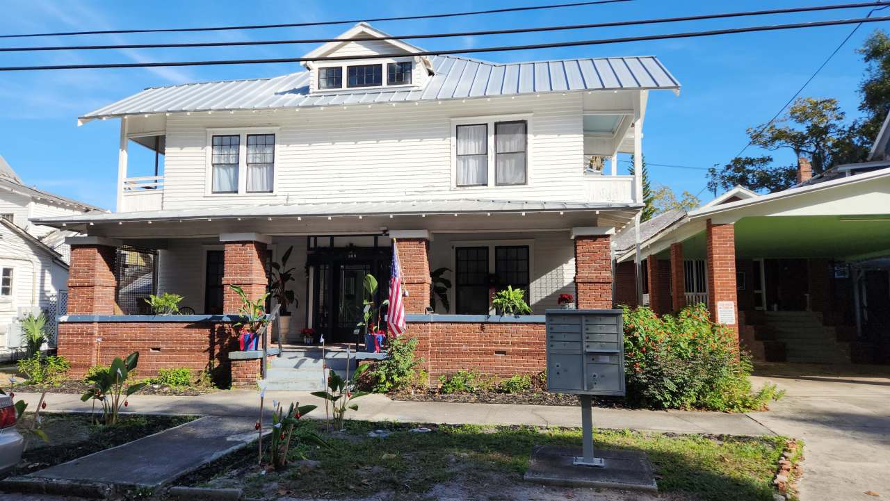 209 South 4th StreetUnit 3