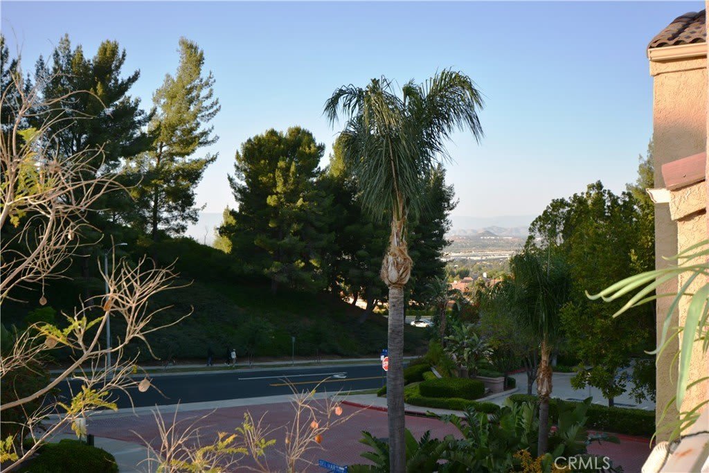 2525 San Gabriel Way