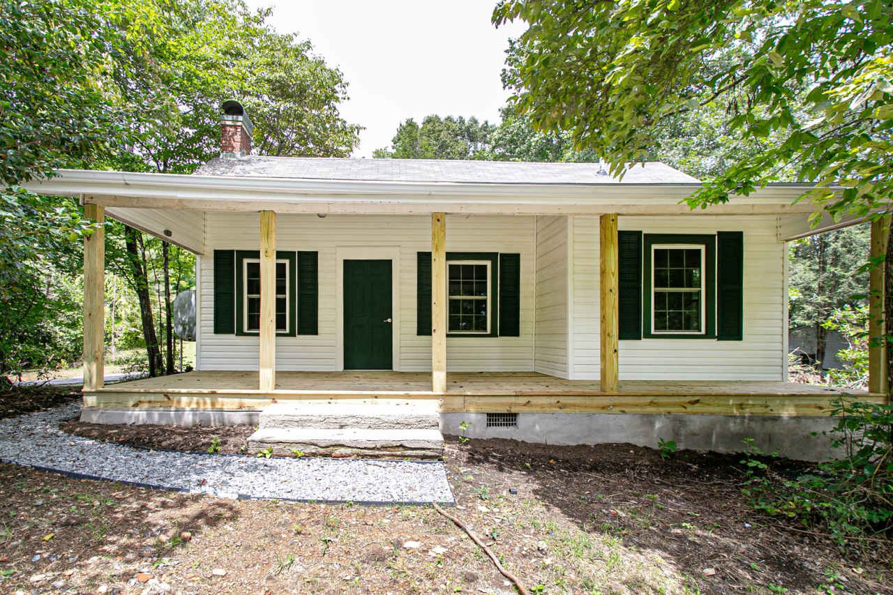 Convenient to Brevard  Hendersonville