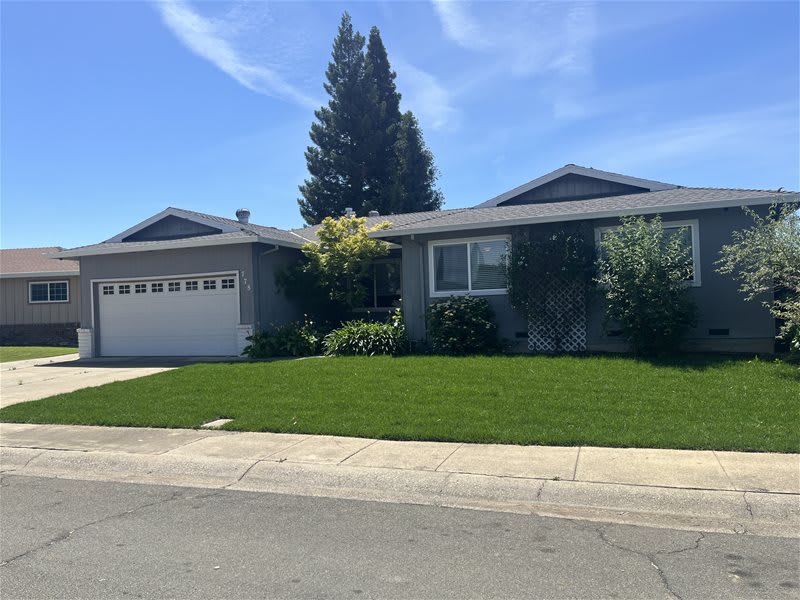 778 Crestmont Avenue