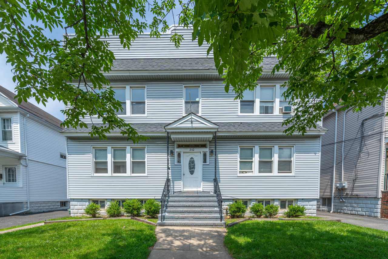 210 West Price Street - 1L