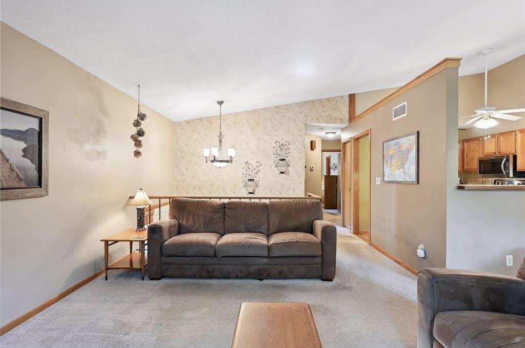 6997 Polaris Lane North