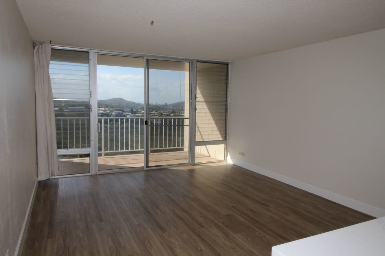 3 bedroom - 2 bath - with 2 PARKING STALLS!