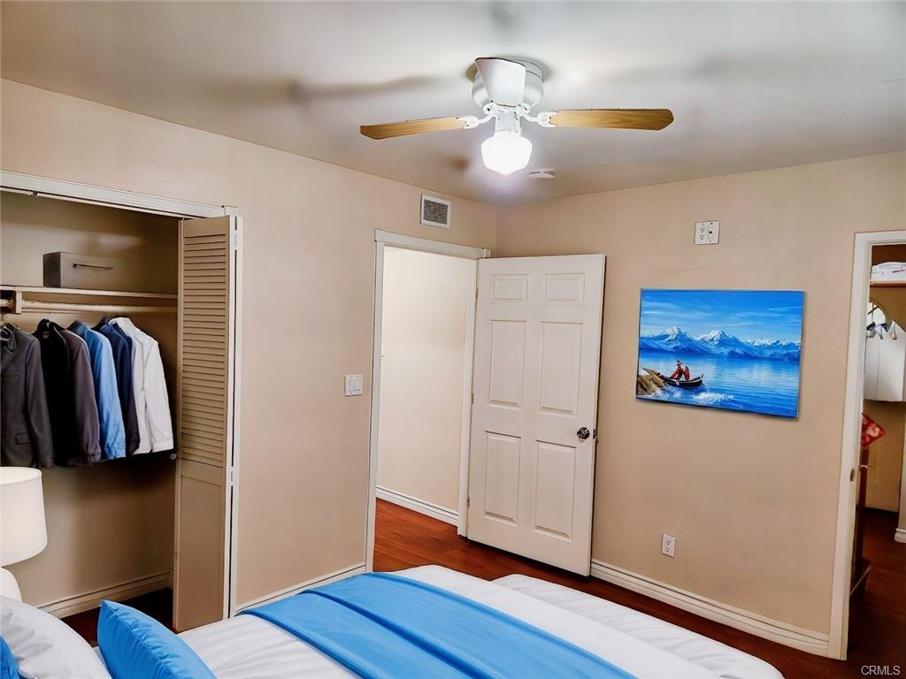 12916 Bloomfield Avenue