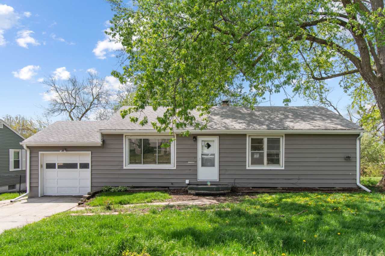 Spacious and Updated 4-Bedroom Home Near Field Club!