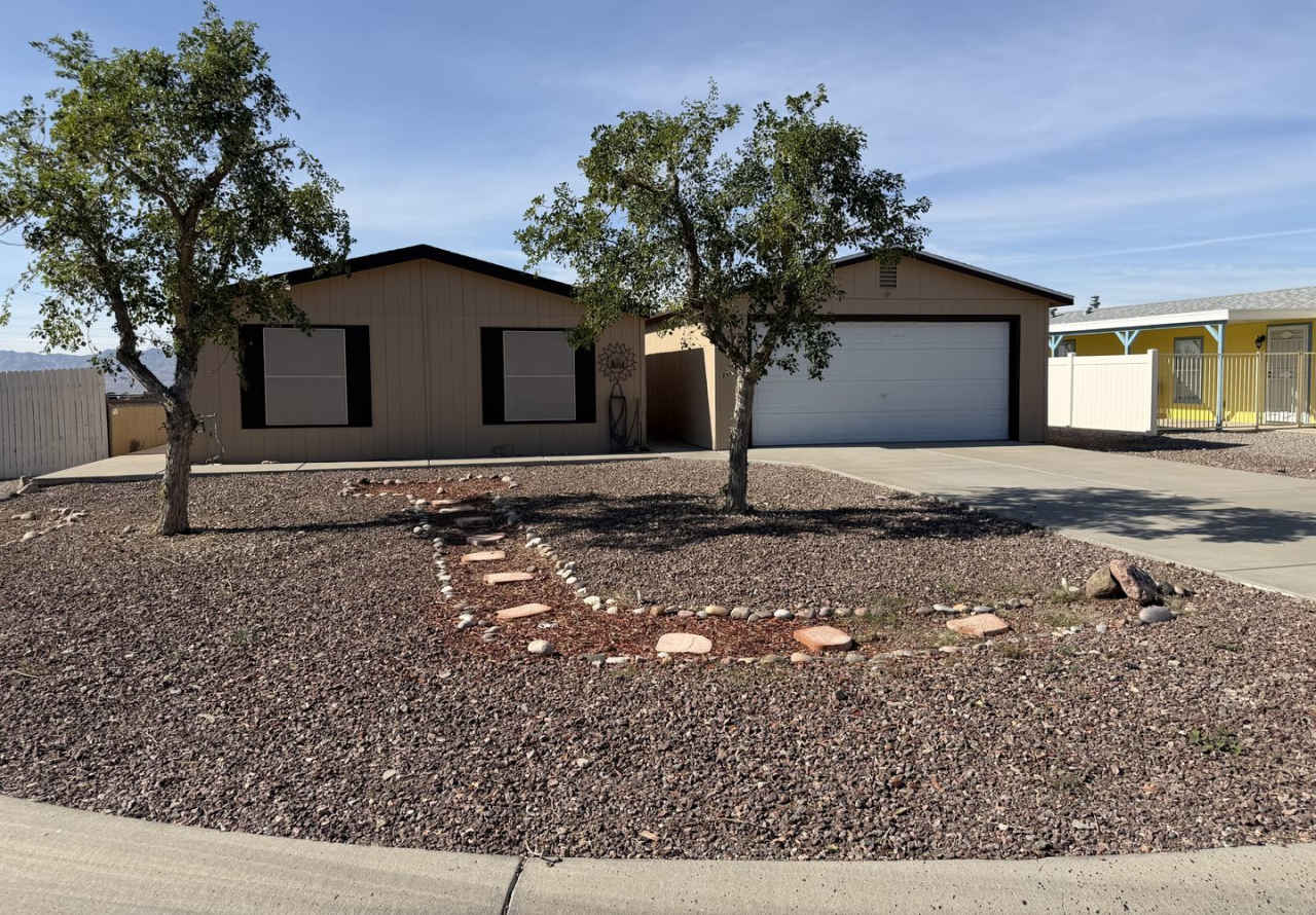 For Rent – 3 Bedroom, 2 Bathroom Home in Sunrise Vistas, Fort Mohave, AZ