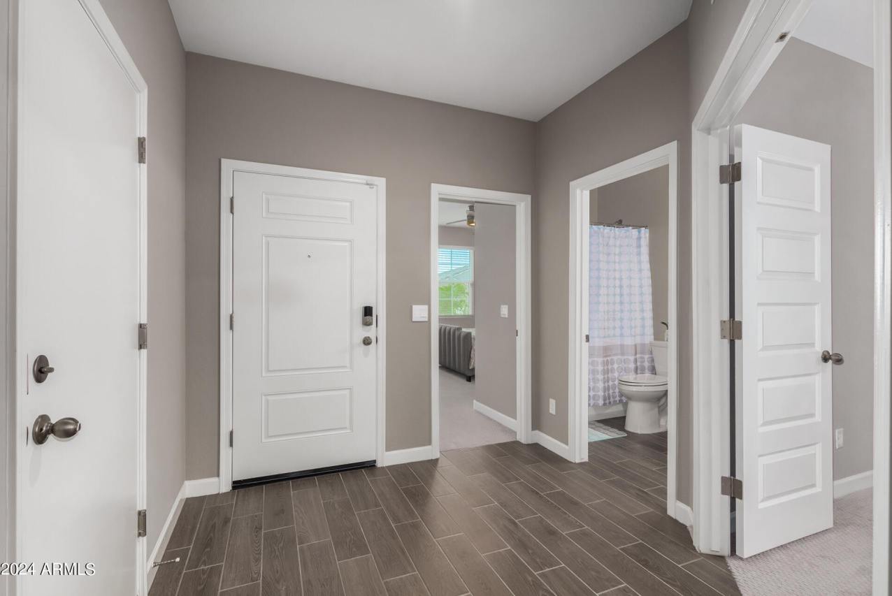 23950 W Hilton Avenue