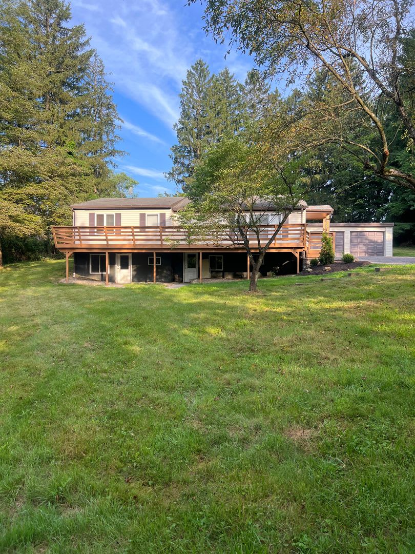 Private retreat in Cranberry offering 3 bedrooms, 2-bathrooms