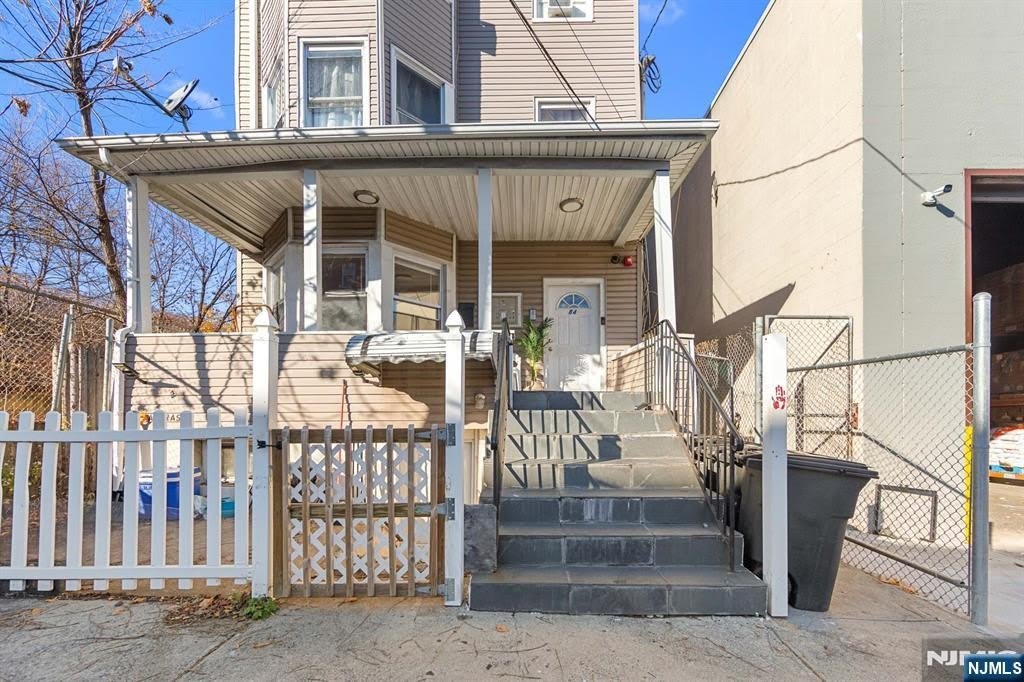 84 Washington Place 1