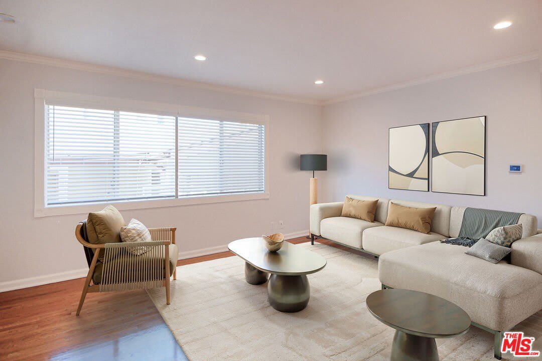 930 S Bedford St unit: 4