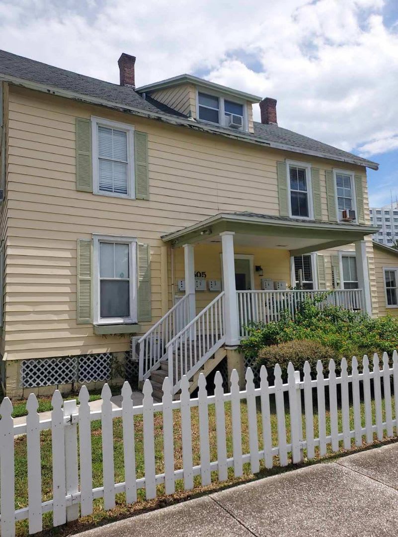 Unique 1 bedroom 1 bath apartment