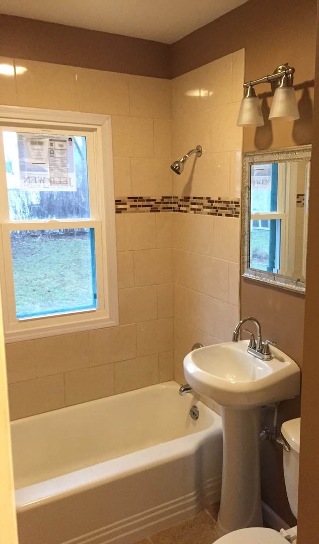 Impeccable 3 Bedroom 1 Bathroom Home in St. Paul!